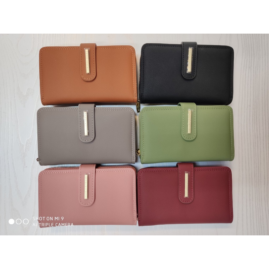 C5718-29Bกระเป๋าสตางค์ผู้หญิงใบกลาง Forever Young มีคล้องมือพร้อมส่ง