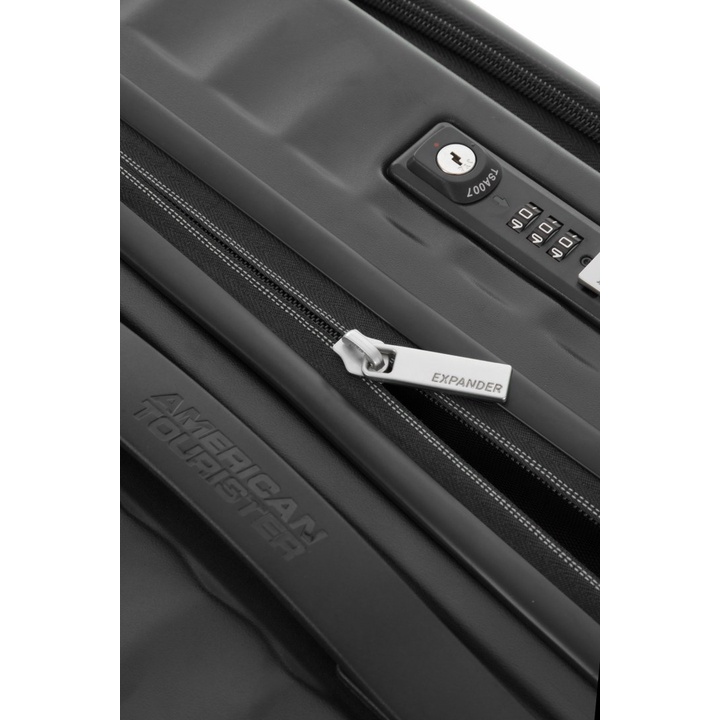 AMERICAN TOURISTER กระเป๋าเดินทางล้อลาก (19นิ้ว) รุ่น FRONTEC SPINNER 54/19 EXP TSA