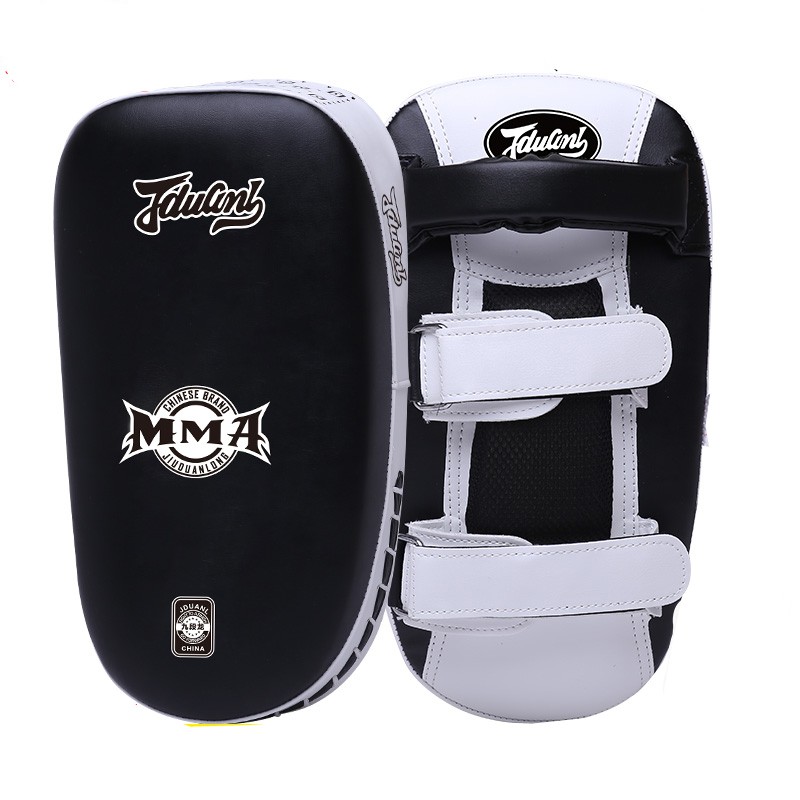 1 ชิ้นสีดํา/สีแดงมวย MMA มวยไทย Pad Sparring มวยไทย Kicking Shield Focus เป้าหมายศิลปะการต่อสู้ Boxer อุปกรณ์การฝึกอบรม
