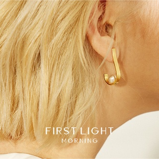 First Light Morning : Jay Pearl Earrings  ต่างหูแป้น ต่างหูมุก ต่างหูมินิมอล