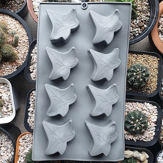 แม่พิมพ์ ซิลิโคน รูปใบเมเปิ้ล 8 ช่อง ใบใหญ่ (คละสี) Maple Leaves silicone molds