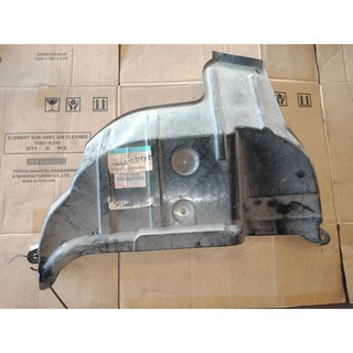 821. 77641-48040 พลาสติกฝาครอบถังน้ำมัน HARRIER ปี 2003-2006 ของแท้ เบิกศูนย์ โตโยต้า Toyota (TTGSHO)