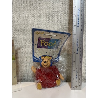 โมเดลปอมปอม winnie the pooh สภาพดี มีป้ายค่ะ งานเก่า