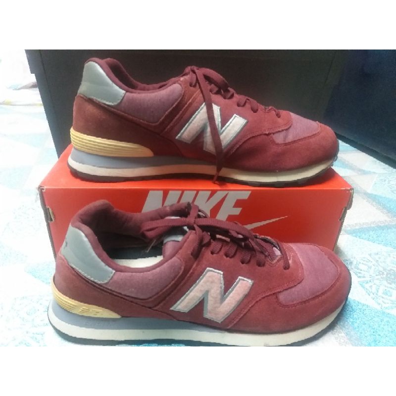 nb 574 red