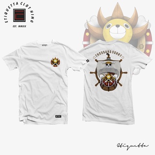 One Piece - Thousand Sunny v2 ฤดูร้อนแขนสั้นเสื้อยืดการ์ตูนญี่ปุ่นอะนิเมะหลวมป่าคู่รักชายและหญิงสามารถสวมใส่ได้