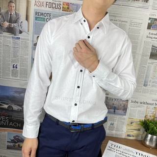 SHIRTFOLDING เสื้อเชิ้ต แขนยาวคอปก สีขาว กระดุมดำ/ขาว