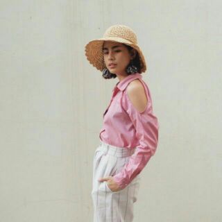 Sale ล้างสต๊อค ! พร้อมส่งเชิ้ตเว้าแขน 5 สี