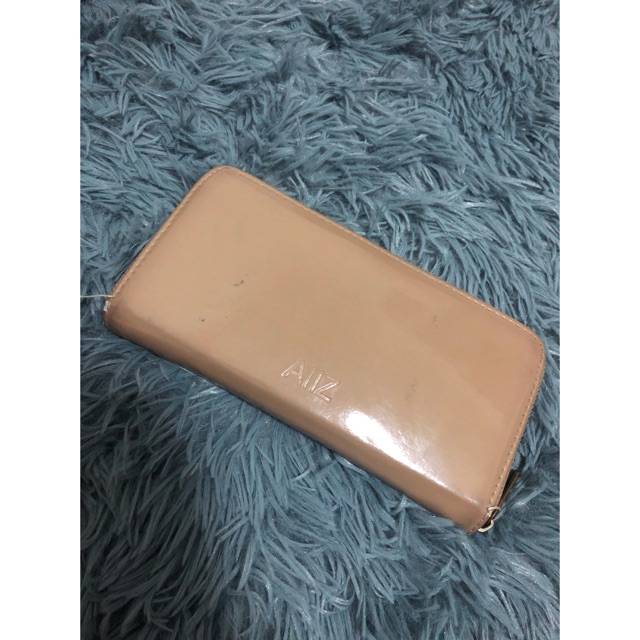 กระเป๋าสตางค์ AIIZ สีครีม