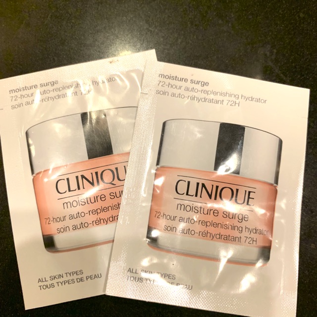 Clinique moisture surge เจล