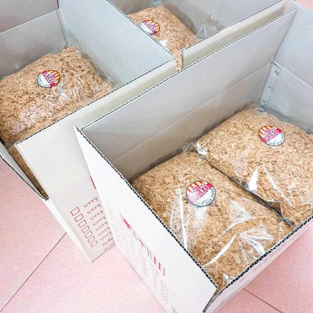 หมูหยองเจ๊ไน้ (มี อย.) แบบนิ่มฟู 500 ก. ครึ่งกิโล เนื้อหมูล้วน เกรดพรีเมี่ยม ไม่ผสมแป้ง ไม่ผสมไก่ นุ่มฟู หอม อร่อย thumbnail 7