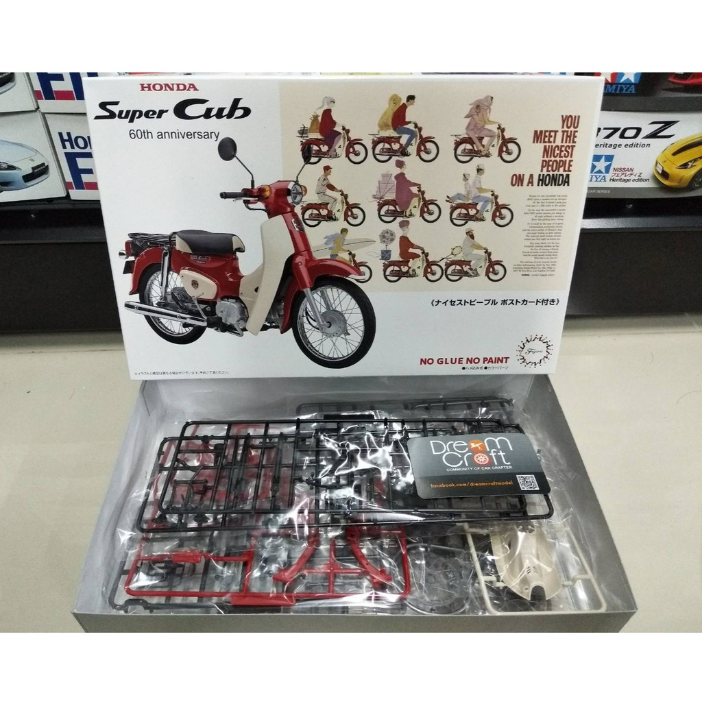 FUJIMI 1/12  Honda Super Cub110 60th Anniversary (โมเดลรถจักรยานยนต์ Model dreamCraft)