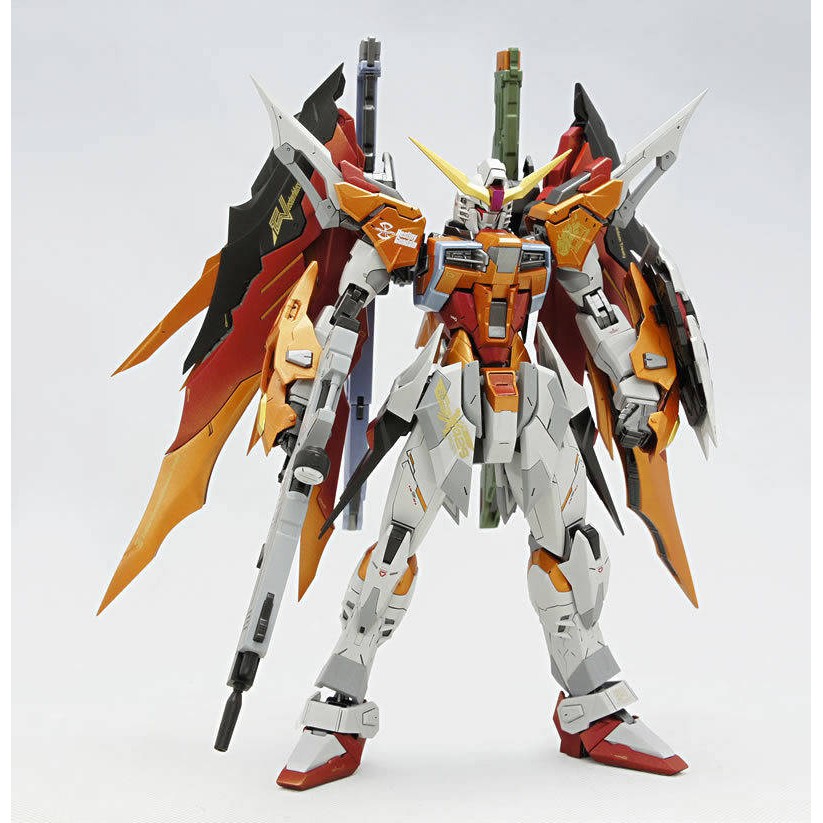 [Dragon Momoko : โมจีน] MG 1/100 Destiny Heine (กล่องขาว)