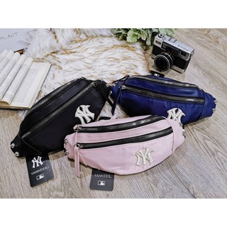 NewYork Yankees Waist Bag กระเป๋าสะพายสไตล์สปอร์ตแบบคาดเอวหรือคาดอกดีไซน์สุดฮิต