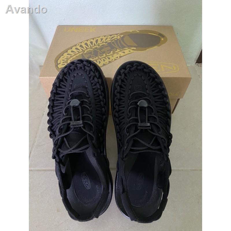 ♕♙✥ส่งต่อ Keen Uneek สีดำ Size us7 (24cm) ประมาณ 37.5