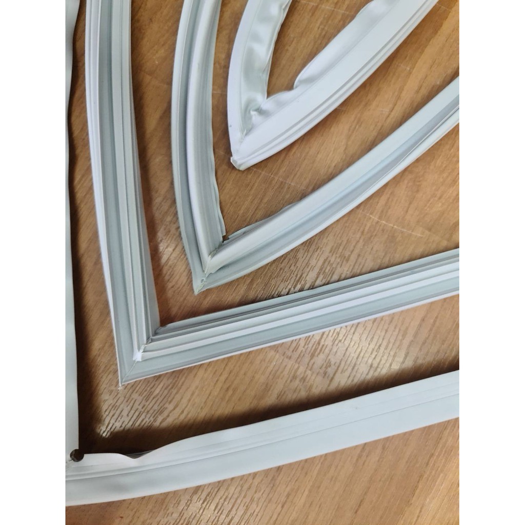 0000784 ขอบยาง ประตู ตู้เย็น Sharp ชาร์ป รุ่น SJ-D31N (ขอบล่าง) ยางขอบประตูตู้เย็น ขอบยางประตู ตู้เย