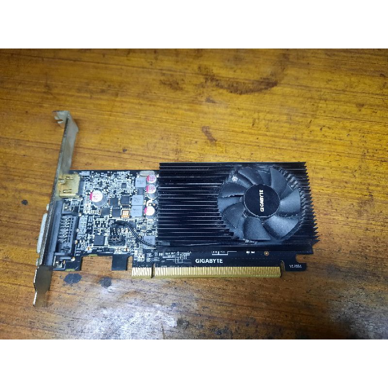 gigabyte gt 1030 2gb gddr5 มือสอง