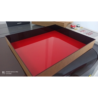 กล่องใส่ซูชิ กล่องซูชิ อะคริลิค ดำแดงหนา 2มิล 3มิล ขนาด30x35x5cm