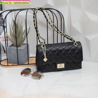 KEEP รุ่น KEEP shoulder Quited chain handbag สวย หรู  มากๆ เลยน๊า กระเป๋าอยู่ทรง เย็บตารางสวย แถมใช้หนังตัวใหม่ Microfib