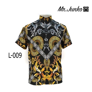 ⚡ส่งฟรี⚡เสื้อเชิ้ตแขนสั้น งานต่อลาย Mr-Junko ผ้าซาติน นิ่มใส่สบายไม่ร้อน L-009