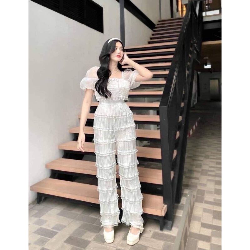 Aomshop 💗 พร้อมส่ง 💗 จั๊มขนมชั้น อัดพลีทดีเทลผูกหลัง ป้าย Y.P.Y