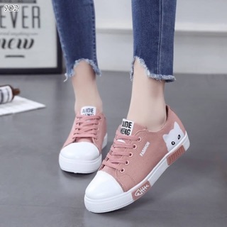 😵💕 !!New fashion Shoe Cat !!  แต่งแต้มความเรียบง่ายได้อย่างเต็มที่ด้วยรองเท้าแนวสปอร์ตคู่นี้💕🍭