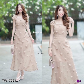 G17921 Maxi dress ผ้าซีทรูแต่งปอมๆ แต่งย่นที่แขนเสื้อ