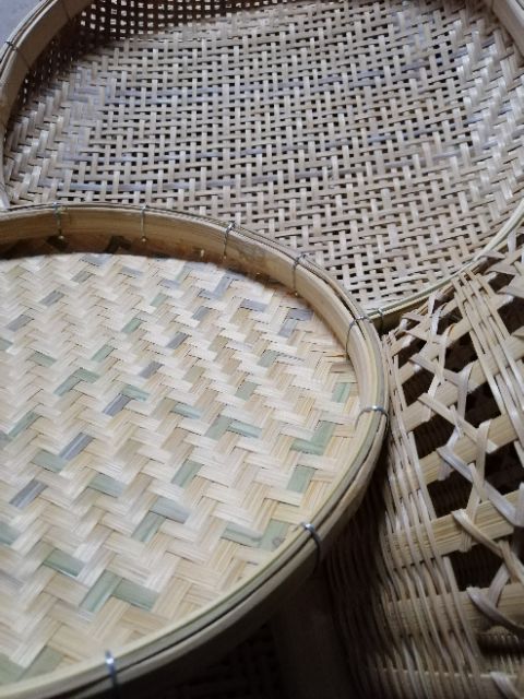 กระด้งไม้ไผ่สานชิดขนาด10นิ้ว​ คละลาย ราคาถูก​(1order/ไม่เกิน25ชิ้น) - รูปที่ 3