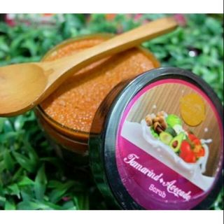 Tamarind Avocado Scrub พริ้วพราวสครับไวท์ สครับขัดผิว