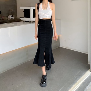 2022 ใหม่ กระโปรงสั้น ins super fairy student all-match hot girl bag hip fishtail skirt denim skirt tide