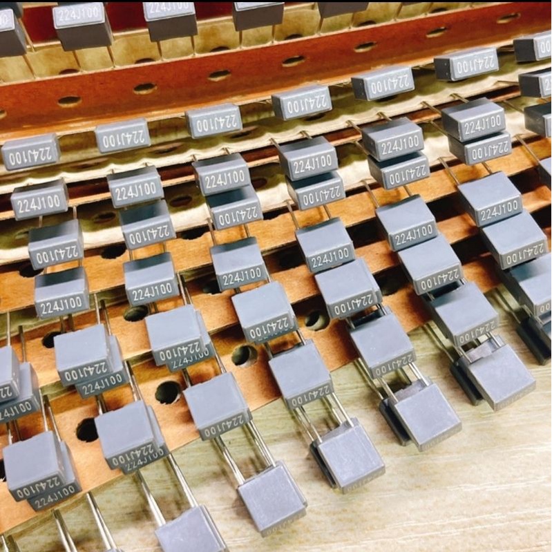 224J100 224 Poly โพลี 100V. (จำนวน 10 ตัว)​
