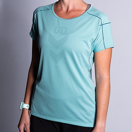 Ultimate Direction Ultralight T-Shirt - Short Sleeve (For Women) :เสื้อผู้หญิงสำหรับออกกำลังกาย ผ้าเบาเป็นพิเศษ