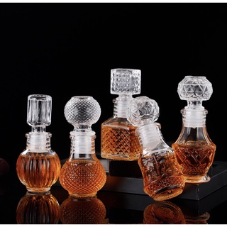ขวดไวน์ใสจิ๋วคละแบบ ขนาดบรรจุ 50 ml