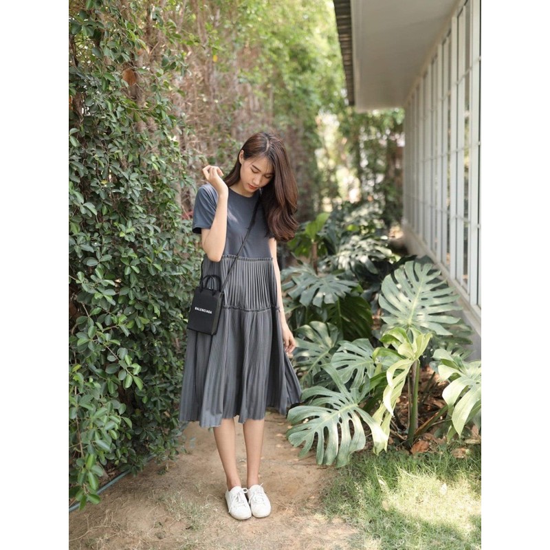 เดรสจากร้าน Number Seven