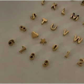สร้อยสเตนเลส HER OBJECTIVE_TINY INITIAL NECKLACE