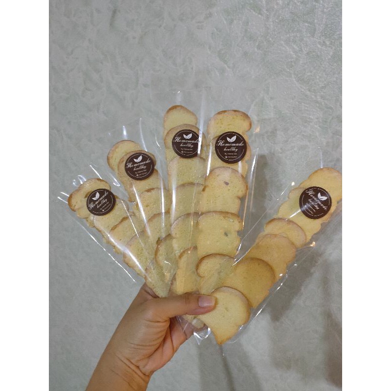 ขนมปังกะโหลกจิ๋ว อบกรอบ