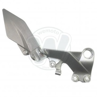 ขายึดพักเท้า หน้าขวา Footrest Hanger/Bracket Front Right สำหรับ KTM DUKE 125/200/390