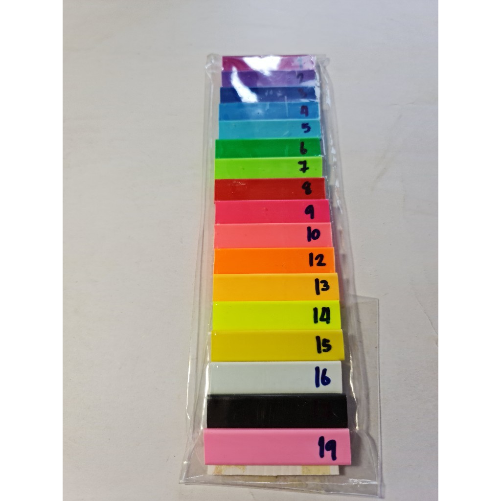 สันแฟ้มพลาสติก สันรูด  ขนาด A4 ขนาด 10มม มีหลายสีให้เลือก  ยี่ห้อ O.K. (แพ็ค 12 ชิ้น)