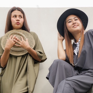 OVER Plain Maxi Dress Olive&amp;Dark Grey เดรสยาว เดรสสาวอวบ เดรสสาวไซส์ใหญ่  เดรสคนท้อง ชุดเที่ยวทะเล ชุดนอน เดรสปีกค้างคาว