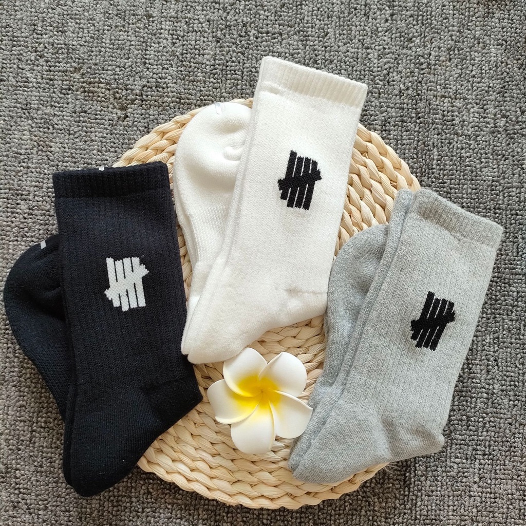 ใหม่ Undefeated ถุงเท้ากีฬาลําลอง ผ้าฝ้าย ปักลาย แฟชั่นสําหรับผู้ชาย 2022