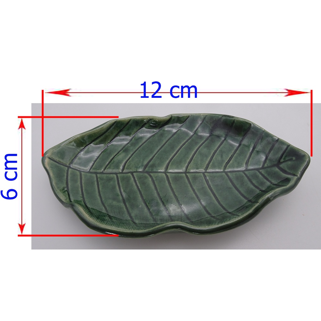 จาน ลายใบไม้ ขนาด6×12ซม ใส่ขนม โอทอปลำปาง otop lampang 0840479762