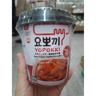 Yopokki Swee t&amp; Spicy Topokki Cup Youngpoong/ยองพุง ต๊อกโบ๊กกิผัดซอสรสหวานและเผ็ดพร้อมปรุงแบบถ้วย 120g