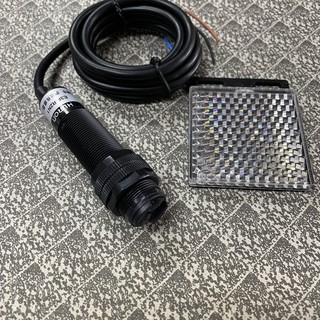 Photo sensor E3F-R2N1 โฟโต้เซ็นเซอร์ ระยะ2m 6-36VDC 3สาย NPN NO