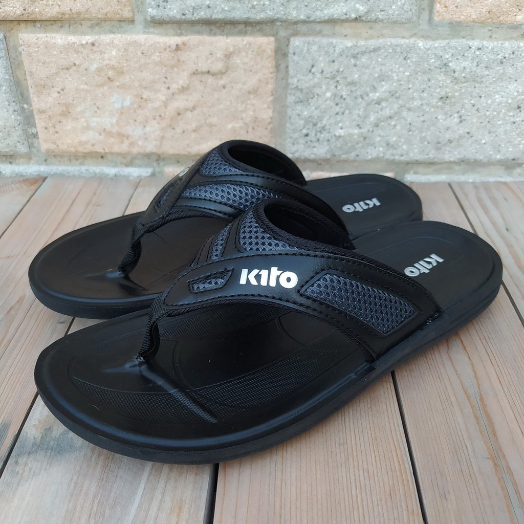 รองเท้าแตะผู้ชาย แบบสวม รองเท้าแตะหูหนีบ kito AJ1M