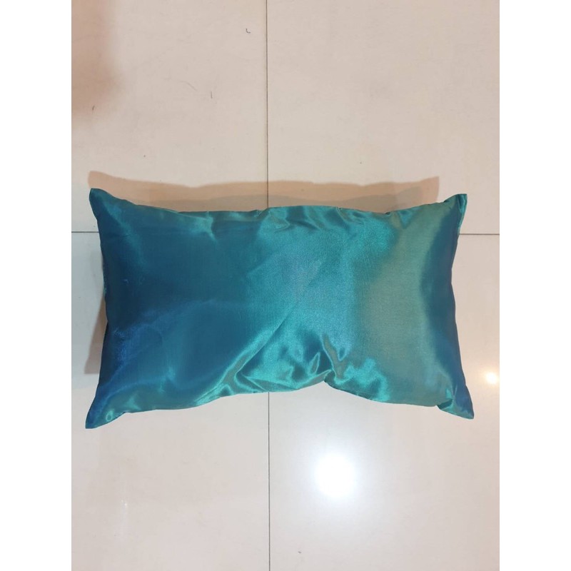 ปลอกหมอนอิงสีพื้น ขนาด25ซมx45ซม(มีแบบพร้อมใส้หมอน)