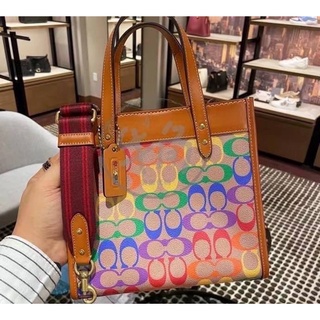 COACH FIELD TOTE 22 IN RAINBOW SIGNATURE CANVAS