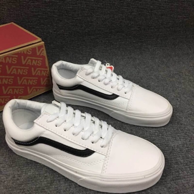 ใส่โค้ด Old -Vans (ส่งฟรีEMS+Box) ✅ ส่วนลด200฿ Skool White “NEWBEZ”