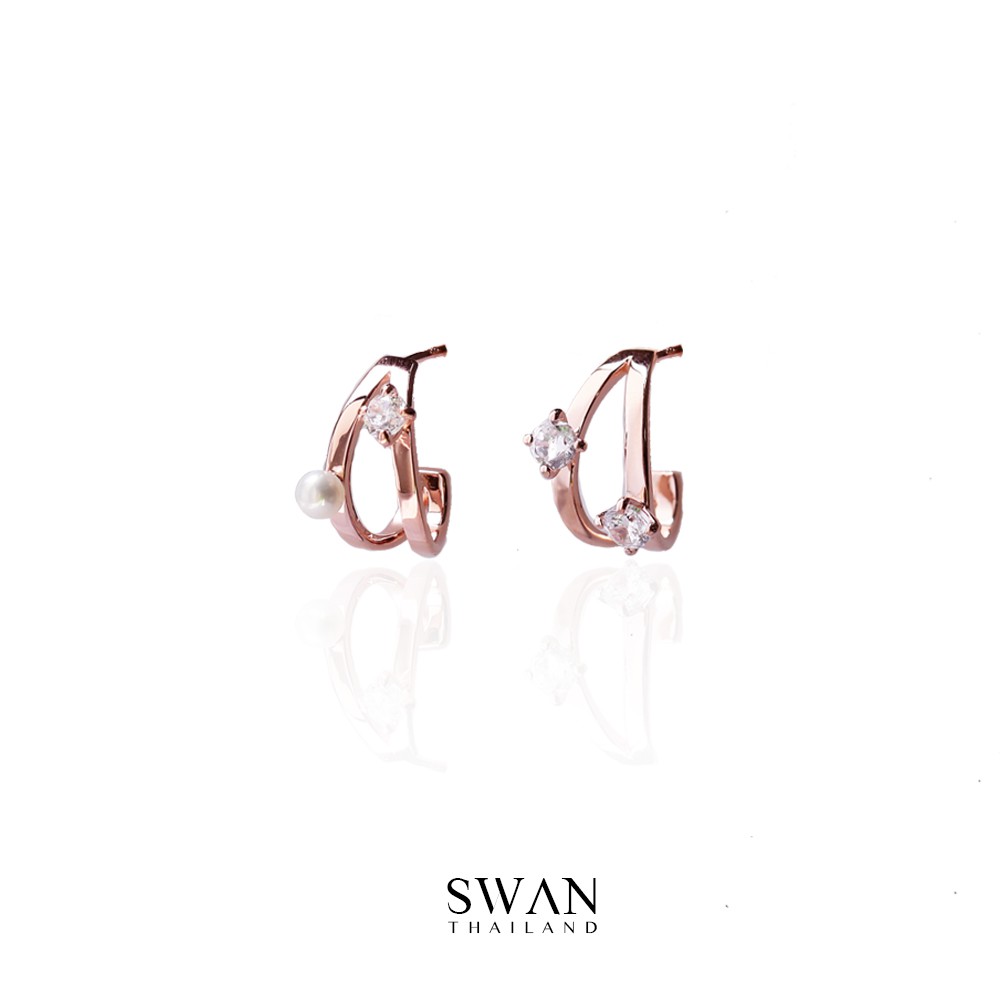 SWAN - Clara Pearl Earring ต่างหูเงินแท้ ประดับมุกแท้ มุกน้ำจืด ฝังเพชรคิวบิคเซอร์โคเนีย