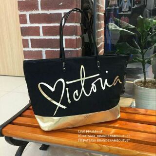 VICTORIA SECRET  Tote Bag 
กระเป๋าสะพายไหล่ ShoppingBag พรีเมี่ยมกิ้ฟ Edition ของแท้💯💯💯