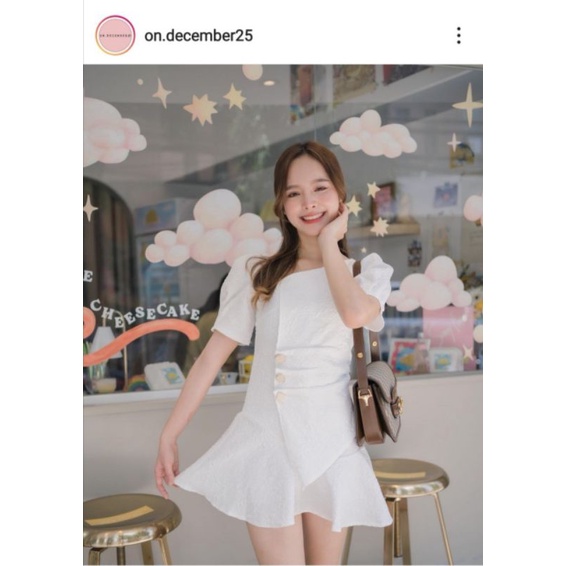 ส่งต่อ เดรสสีขาว size s/m on.December25 แนวเดียวกับ joobs studio​