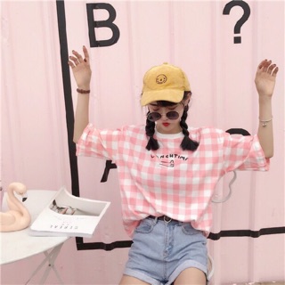 เสื้อoversize ทอลาย สก๊อต สกรีนlunchtime มี3สี น่ารักมาก ♥️
